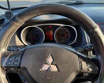 Серый Мицубиси Аутлендер, объемом двигателя 2.18 л и пробегом 287 тыс. км за 10200 $, фото 14 на Automoto.ua