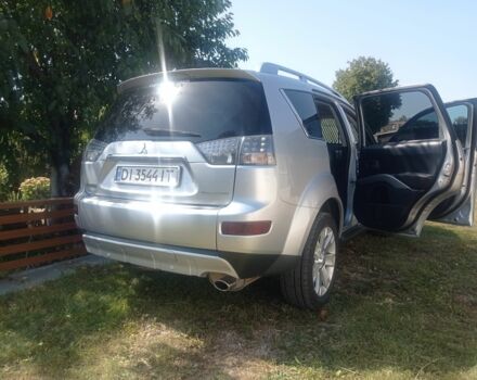 Сірий Міцубісі Аутлендер, об'ємом двигуна 2.4 л та пробігом 190 тис. км за 9200 $, фото 3 на Automoto.ua