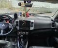 Серый Мицубиси Аутлендер, объемом двигателя 2.2 л и пробегом 280 тыс. км за 5300 $, фото 5 на Automoto.ua