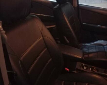 Серый Мицубиси Аутлендер, объемом двигателя 2 л и пробегом 311 тыс. км за 7100 $, фото 2 на Automoto.ua