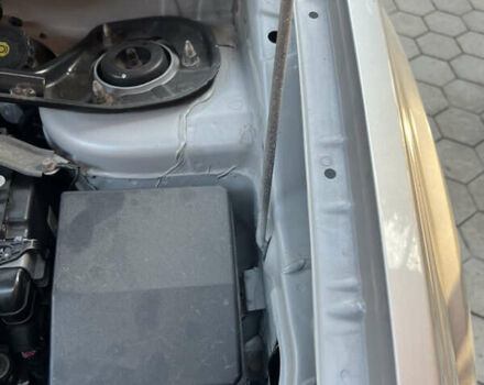 Сірий Міцубісі Аутлендер, об'ємом двигуна 2.36 л та пробігом 195 тис. км за 9500 $, фото 8 на Automoto.ua