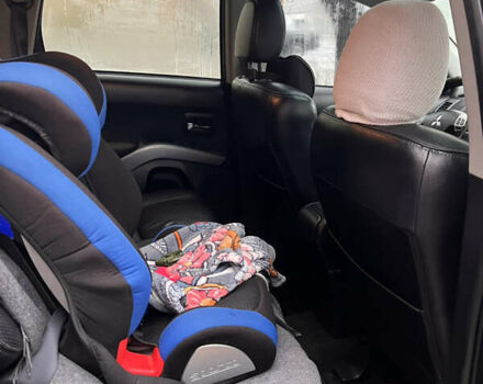 Сірий Міцубісі Аутлендер, об'ємом двигуна 3 л та пробігом 209 тис. км за 9800 $, фото 43 на Automoto.ua