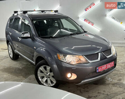 Сірий Міцубісі Аутлендер, об'ємом двигуна 2 л та пробігом 235 тис. км за 8950 $, фото 13 на Automoto.ua