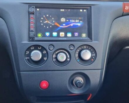 Серый Мицубиси Аутлендер, объемом двигателя 2 л и пробегом 157 тыс. км за 8300 $, фото 24 на Automoto.ua