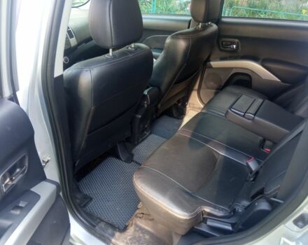 Сірий Міцубісі Аутлендер, об'ємом двигуна 2.4 л та пробігом 190 тис. км за 9200 $, фото 11 на Automoto.ua