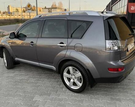 Серый Мицубиси Аутлендер, объемом двигателя 2.4 л и пробегом 174 тыс. км за 9599 $, фото 4 на Automoto.ua