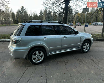 Серый Мицубиси Аутлендер, объемом двигателя 2.4 л и пробегом 320 тыс. км за 6000 $, фото 14 на Automoto.ua