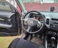 Сірий Міцубісі Аутлендер, об'ємом двигуна 2 л та пробігом 262 тис. км за 4700 $, фото 5 на Automoto.ua