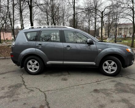 Серый Мицубиси Аутлендер, объемом двигателя 2.4 л и пробегом 237 тыс. км за 8490 $, фото 7 на Automoto.ua