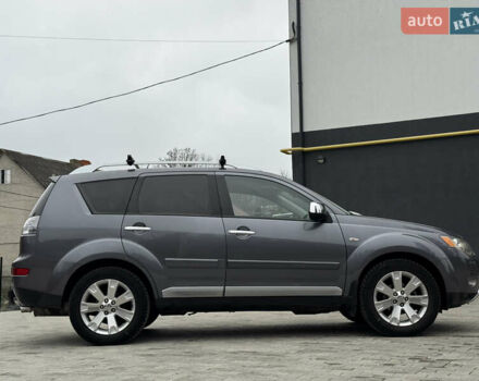 Сірий Міцубісі Аутлендер, об'ємом двигуна 2 л та пробігом 237 тис. км за 8999 $, фото 17 на Automoto.ua