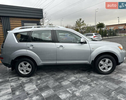 Серый Мицубиси Аутлендер, объемом двигателя 2.4 л и пробегом 61 тыс. км за 11300 $, фото 9 на Automoto.ua