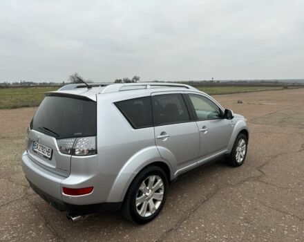 Серый Мицубиси Аутлендер, объемом двигателя 2 л и пробегом 200 тыс. км за 8300 $, фото 7 на Automoto.ua