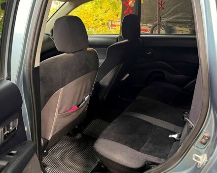 Міцубісі Аутлендер 2008 у Одесі на Automoto.ua Сірий Міцубісі Аутлендер, об'ємом двигуна 2.2 л та пробігом 584 тис. км за 8100 $, фото 6 на Automoto.ua