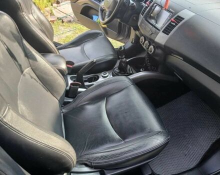 Сірий Міцубісі Аутлендер, об'ємом двигуна 2.2 л та пробігом 270 тис. км за 9800 $, фото 8 на Automoto.ua