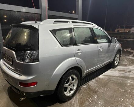 Серый Мицубиси Аутлендер, объемом двигателя 2.4 л и пробегом 208 тыс. км за 7600 $, фото 4 на Automoto.ua