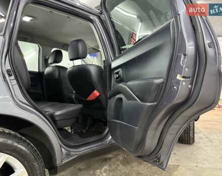 Сірий Міцубісі Аутлендер, об'ємом двигуна 2 л та пробігом 235 тис. км за 8950 $, фото 40 на Automoto.ua