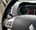 Серый Мицубиси Аутлендер, объемом двигателя 3 л и пробегом 175 тыс. км за 8500 $, фото 17 на Automoto.ua