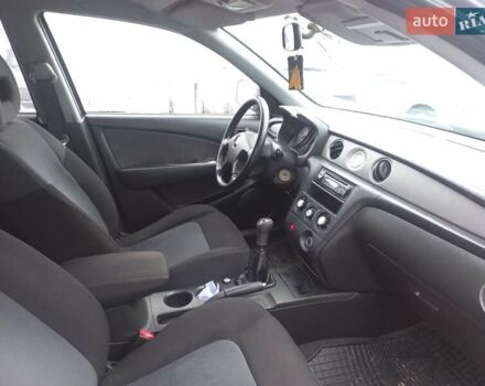 Серый Мицубиси Аутлендер, объемом двигателя 2 л и пробегом 232 тыс. км за 5950 $, фото 8 на Automoto.ua