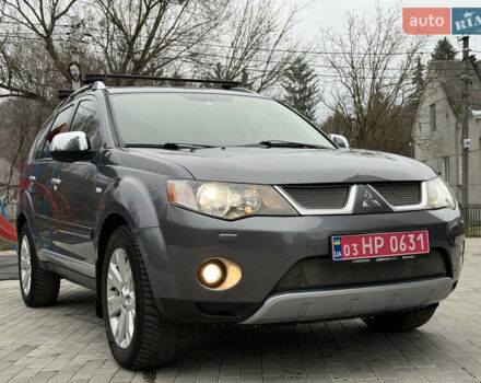 Сірий Міцубісі Аутлендер, об'ємом двигуна 2 л та пробігом 237 тис. км за 8999 $, фото 15 на Automoto.ua