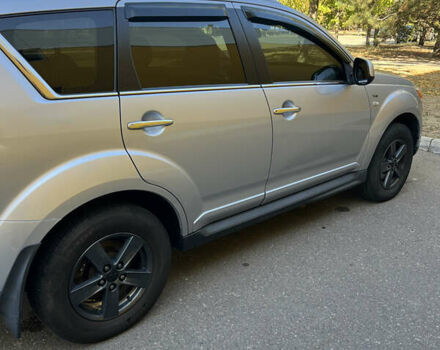 Мицубиси Аутлендер 2008 в Николаеве на Automoto.ua Серый Мицубиси Аутлендер, объемом двигателя 3 л и пробегом 362 тыс. км за 9000 $, фото 3 на Automoto.ua