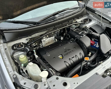 Серый Мицубиси Аутлендер, объемом двигателя 2.4 л и пробегом 61 тыс. км за 11300 $, фото 59 на Automoto.ua