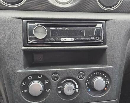 Сірий Міцубісі Аутлендер, об'ємом двигуна 2.38 л та пробігом 230 тис. км за 5700 $, фото 23 на Automoto.ua