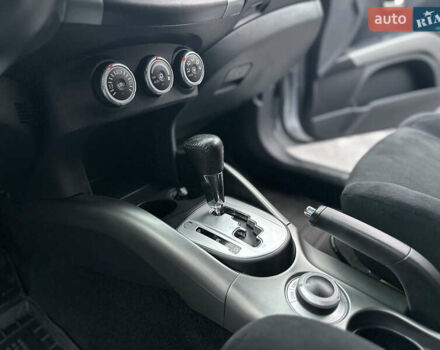 Серый Мицубиси Аутлендер, объемом двигателя 2.4 л и пробегом 61 тыс. км за 11300 $, фото 36 на Automoto.ua