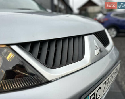 Серый Мицубиси Аутлендер, объемом двигателя 2.4 л и пробегом 61 тыс. км за 11300 $, фото 17 на Automoto.ua