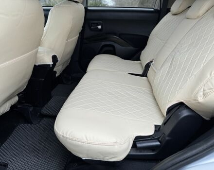 Серый Мицубиси Аутлендер, объемом двигателя 2.4 л и пробегом 241 тыс. км за 7350 $, фото 9 на Automoto.ua