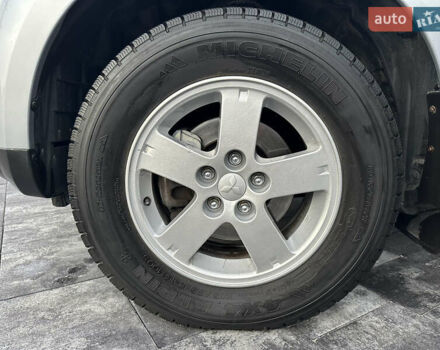 Серый Мицубиси Аутлендер, объемом двигателя 2.4 л и пробегом 61 тыс. км за 11300 $, фото 66 на Automoto.ua