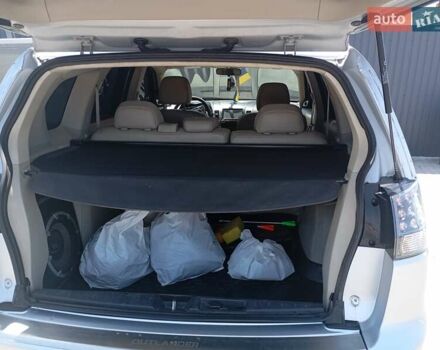 Сірий Міцубісі Аутлендер, об'ємом двигуна 2.4 л та пробігом 220 тис. км за 10200 $, фото 4 на Automoto.ua