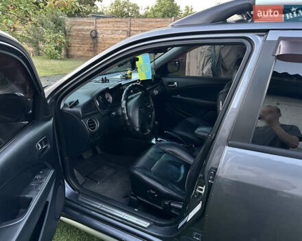 Сірий Міцубісі Аутлендер, об'ємом двигуна 2.38 л та пробігом 273 тис. км за 8000 $, фото 7 на Automoto.ua