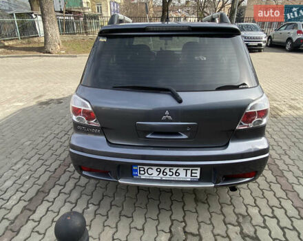 Мицубиси Аутлендер 2008 в Львове на Automoto.ua Серый Мицубиси Аутлендер, объемом двигателя 2 л и пробегом 194 тыс. км за 6700 $, фото 7 на Automoto.ua