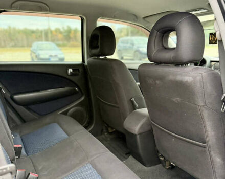 Серый Мицубиси Аутлендер, объемом двигателя 2 л и пробегом 199 тыс. км за 5999 $, фото 17 на Automoto.ua