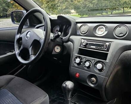 Сірий Міцубісі Аутлендер, об'ємом двигуна 2.38 л та пробігом 230 тис. км за 5500 $, фото 10 на Automoto.ua