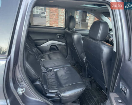 Сірий Міцубісі Аутлендер, об'ємом двигуна 3 л та пробігом 294 тис. км за 8100 $, фото 9 на Automoto.ua