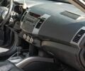 Міцубісі Аутлендер 2008 у Белой Церкве на Automoto.ua Сірий Міцубісі Аутлендер, об'ємом двигуна 2.4 л та пробігом 280 тис. км за 8000 $, фото 9 на Automoto.ua