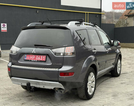 Сірий Міцубісі Аутлендер, об'ємом двигуна 2 л та пробігом 237 тис. км за 8999 $, фото 20 на Automoto.ua