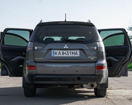 Міцубісі Аутлендер 2008 у Белой Церкве на Automoto.ua Сірий Міцубісі Аутлендер, об'ємом двигуна 2.4 л та пробігом 280 тис. км за 8000 $, фото 3 на Automoto.ua