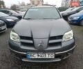 Серый Мицубиси Аутлендер, объемом двигателя 2 л и пробегом 232 тыс. км за 5950 $, фото 2 на Automoto.ua