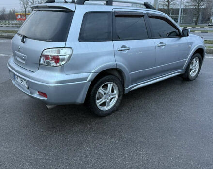 Сірий Міцубісі Аутлендер, об'ємом двигуна 2.4 л та пробігом 190 тис. км за 7500 $, фото 5 на Automoto.ua