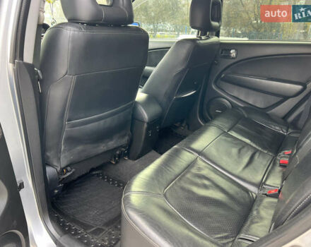 Серый Мицубиси Аутлендер, объемом двигателя 2.38 л и пробегом 197 тыс. км за 7699 $, фото 17 на Automoto.ua