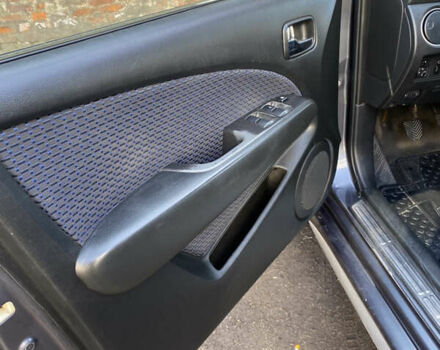 Мицубиси Аутлендер 2008 в Львове на Automoto.ua Серый Мицубиси Аутлендер, объемом двигателя 2 л и пробегом 194 тыс. км за 6700 $, фото 10 на Automoto.ua