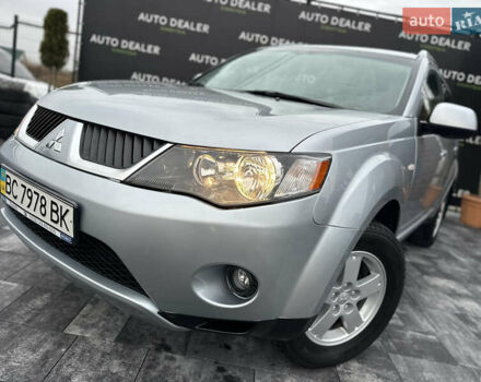 Серый Мицубиси Аутлендер, объемом двигателя 2.4 л и пробегом 61 тыс. км за 11300 $, фото 12 на Automoto.ua