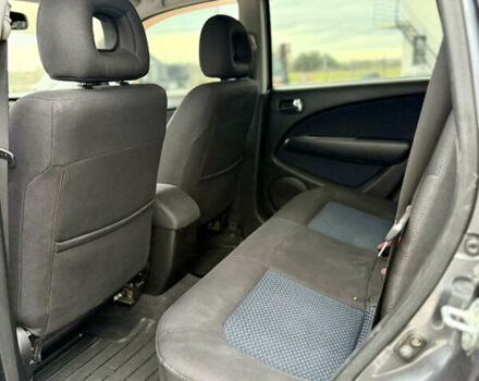 Серый Мицубиси Аутлендер, объемом двигателя 2 л и пробегом 199 тыс. км за 5999 $, фото 14 на Automoto.ua