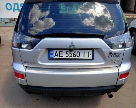 Серый Мицубиси Аутлендер, объемом двигателя 2.4 л и пробегом 216 тыс. км за 10500 $, фото 9 на Automoto.ua