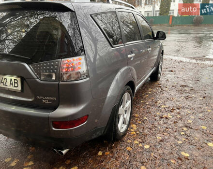 Сірий Міцубісі Аутлендер, об'ємом двигуна 3 л та пробігом 209 тис. км за 9800 $, фото 15 на Automoto.ua