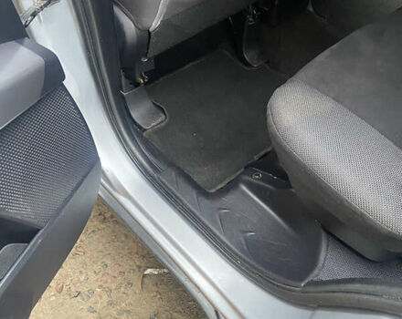 Серый Мицубиси Аутлендер, объемом двигателя 1.97 л и пробегом 229 тыс. км за 8500 $, фото 15 на Automoto.ua