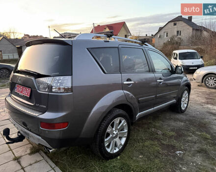 Сірий Міцубісі Аутлендер, об'ємом двигуна 2 л та пробігом 235 тис. км за 8950 $, фото 58 на Automoto.ua