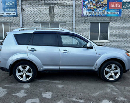 Сірий Міцубісі Аутлендер, об'ємом двигуна 2.4 л та пробігом 273 тис. км за 8400 $, фото 13 на Automoto.ua